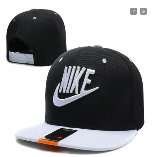 Gorra Snapback Logo BordadoGorra Snapback Logo Bordado