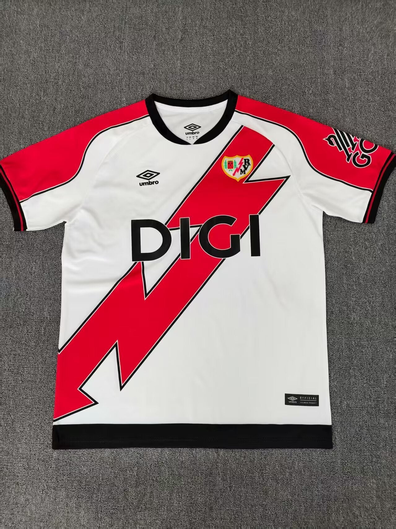 127Primera Equipacion Rayo Vallecano
