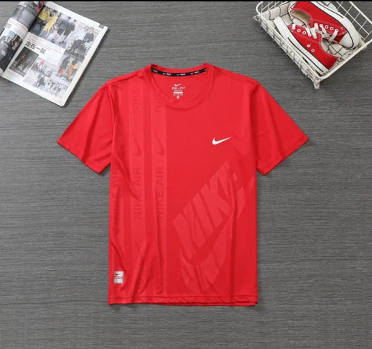 Camiseta Técnica Estampado Frontal Estilo Deportivo