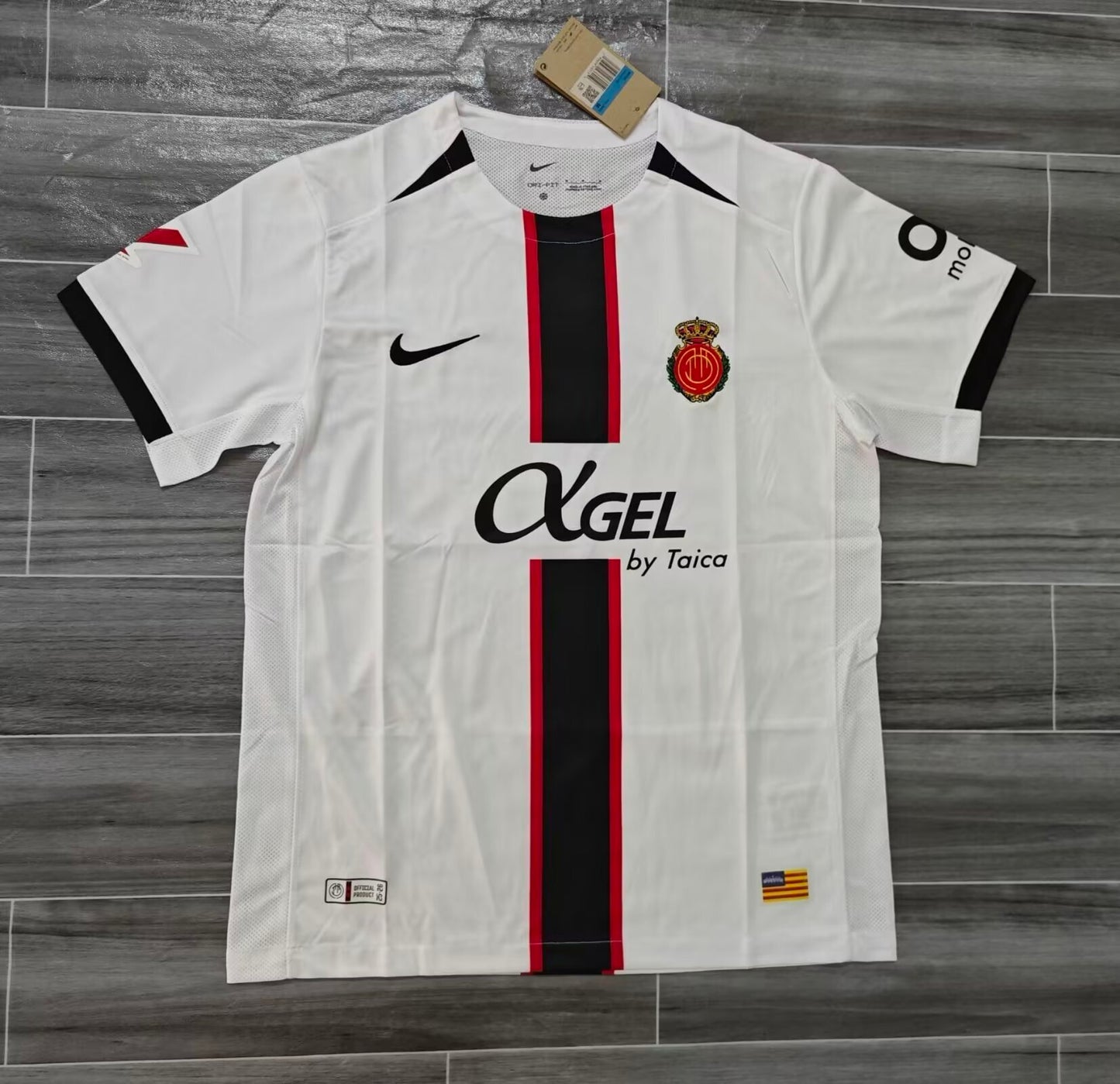124Camiseta RCD Mallorca – Segunda Equipación