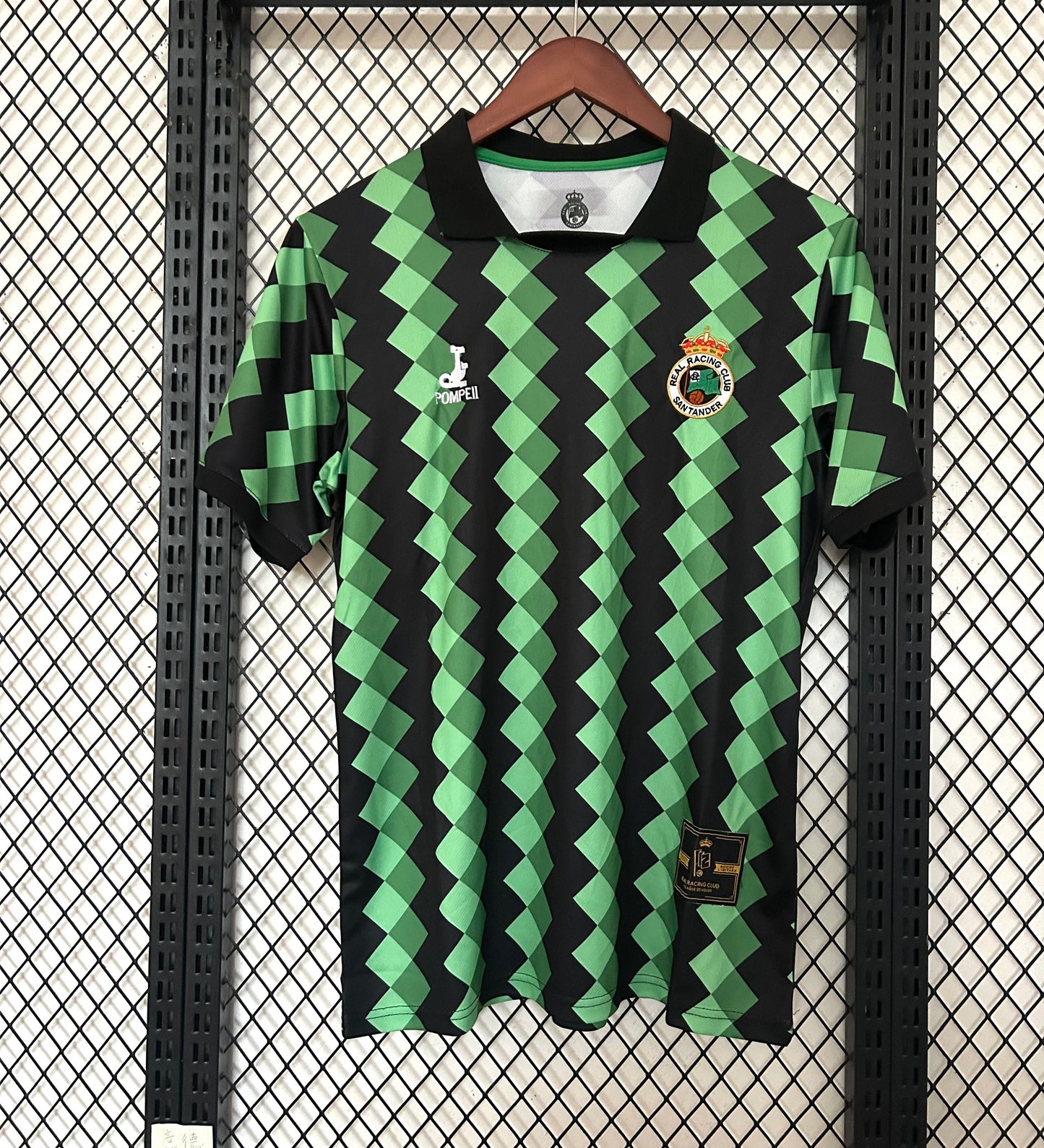 59Camiseta Racing de Santander – 112º Aniversario – Edición Especial Verde y Negra