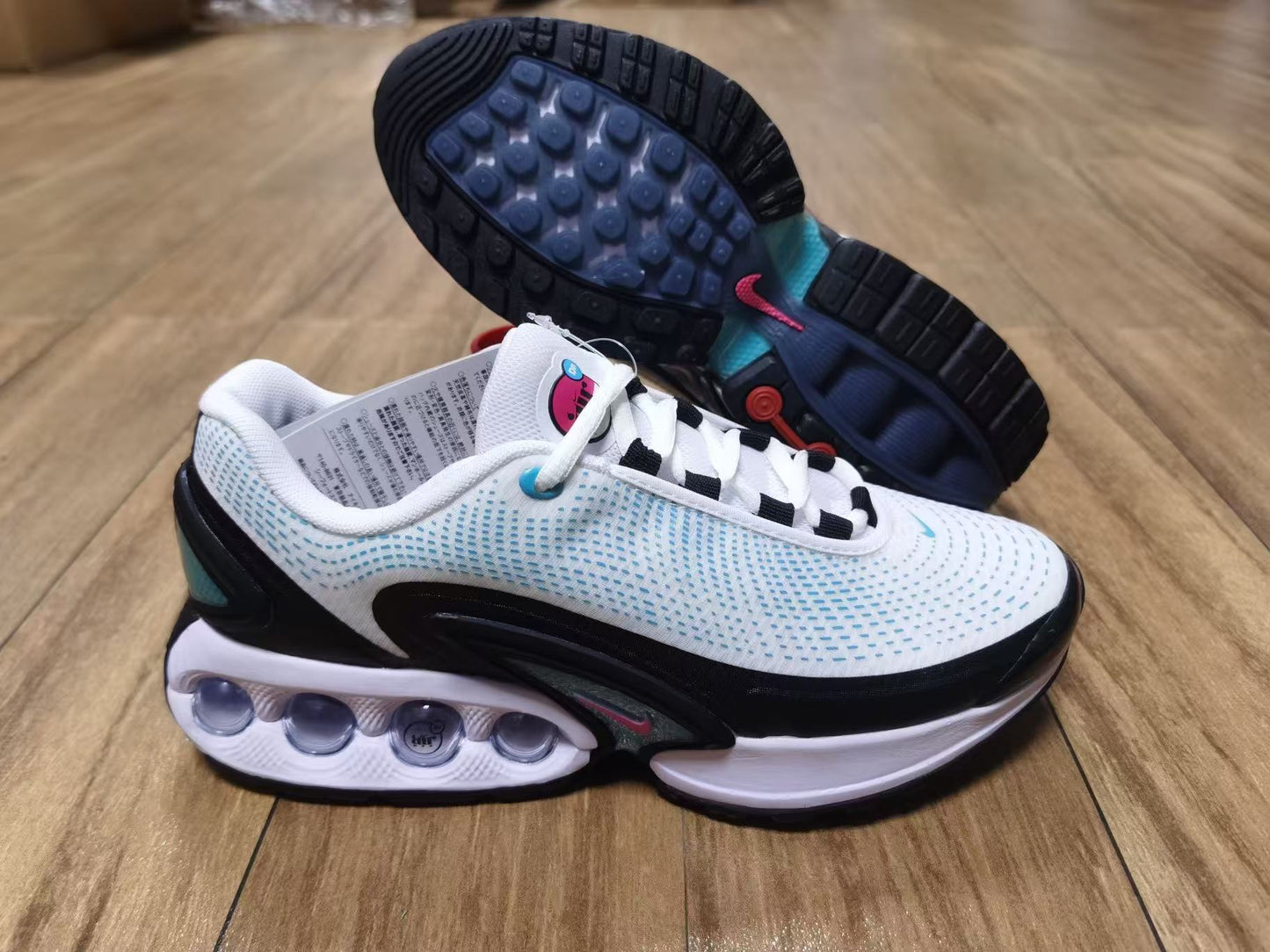 50Zapatillas deportivas de diseño moderno