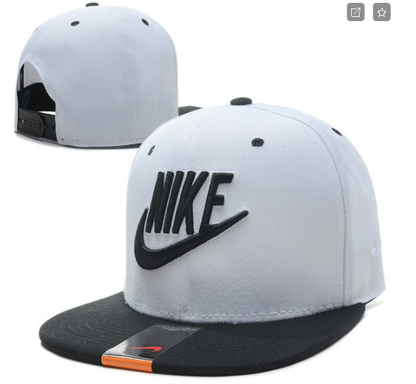 Gorra Snapback Logo BordadoGorra Snapback Logo Bordado