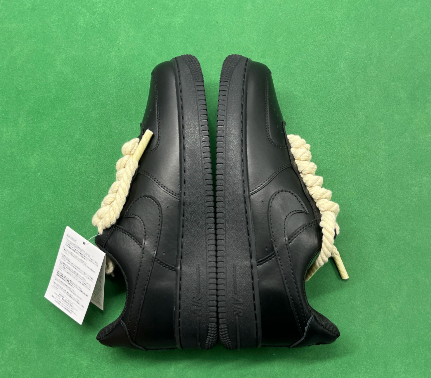Zapatilla Blanca Urbana con Cordones XL – Estilo Premium