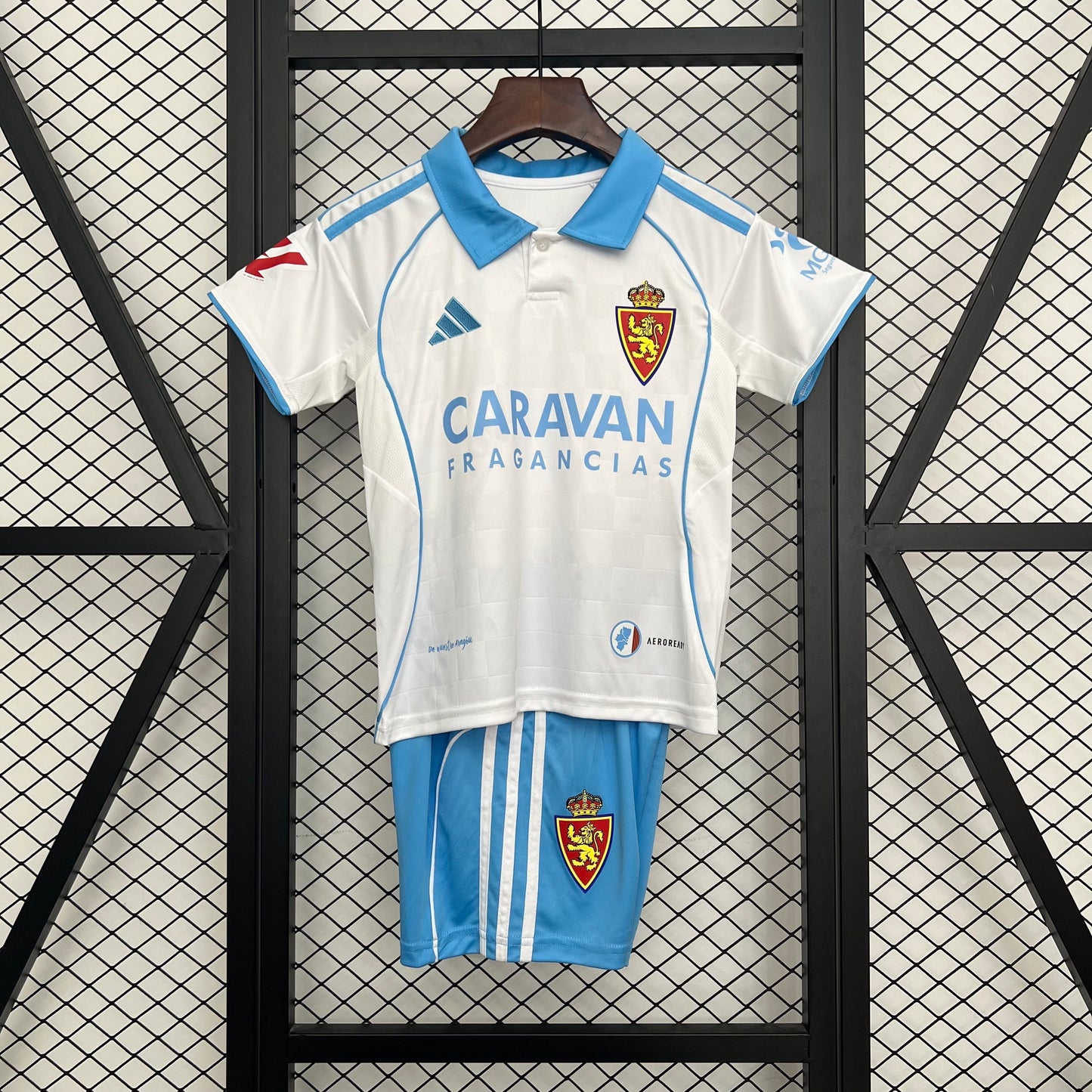 Conjunto Infantil Real Zaragoza – Primera Equipación