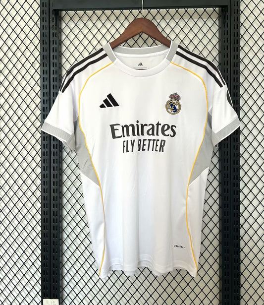 43Camiseta Real Madrid – Primera Equipación Oficial