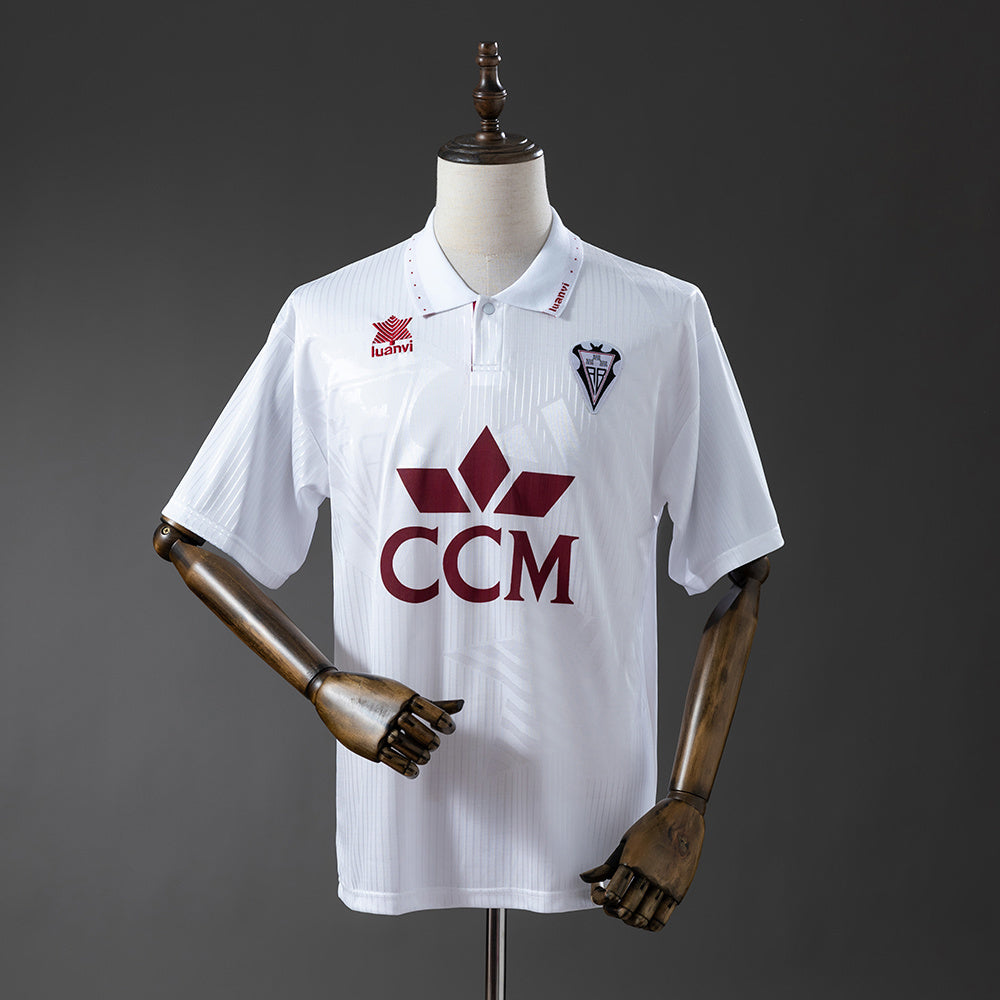 65Camiseta Albacete Balompié – Edición Retro Blanca