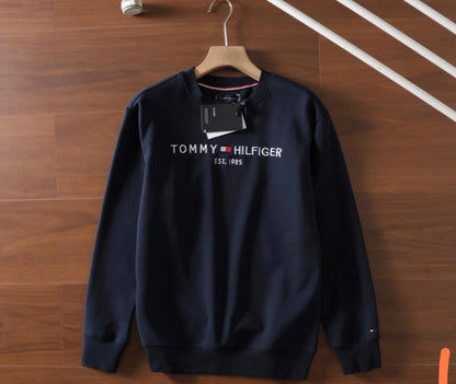 Sudadera Logo Frontal Minimal Estilo Casual Premium