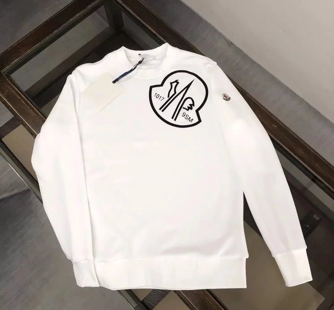 Sudadera Logo Circular Frontal Estilo Streetwear