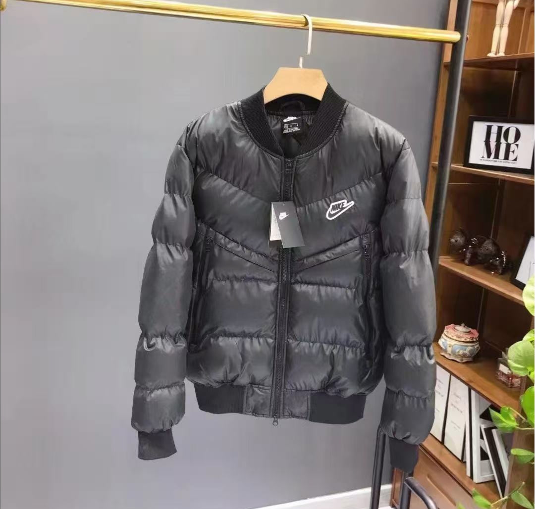 106Chaqueta Acolchada Térmica Urbana con Diseño Minimalista