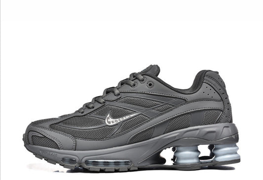 102Zapatillas Deportivas Grises con Amortiguación de Alto Rendimiento