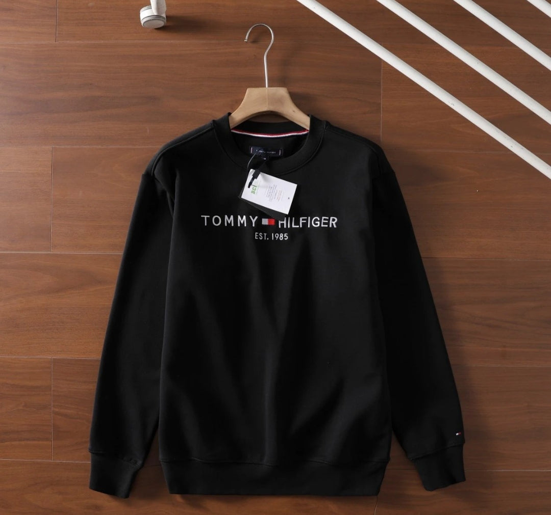 Sudadera Logo Frontal Minimal Estilo Casual Premium
