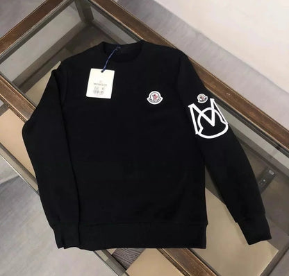 Sudadera Minimal Logo Pecho y Manga Estilo Urbano