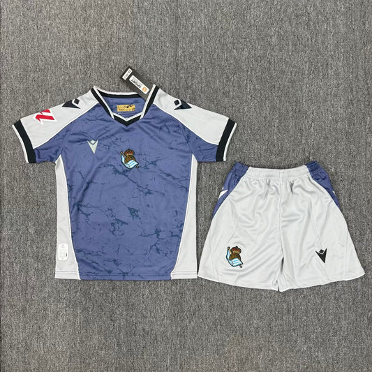 10Conjunto Real Sociedad Niño – Segunda Equipación